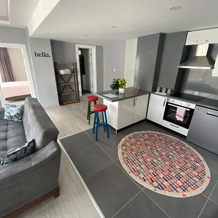 Queen Homes Apartamento